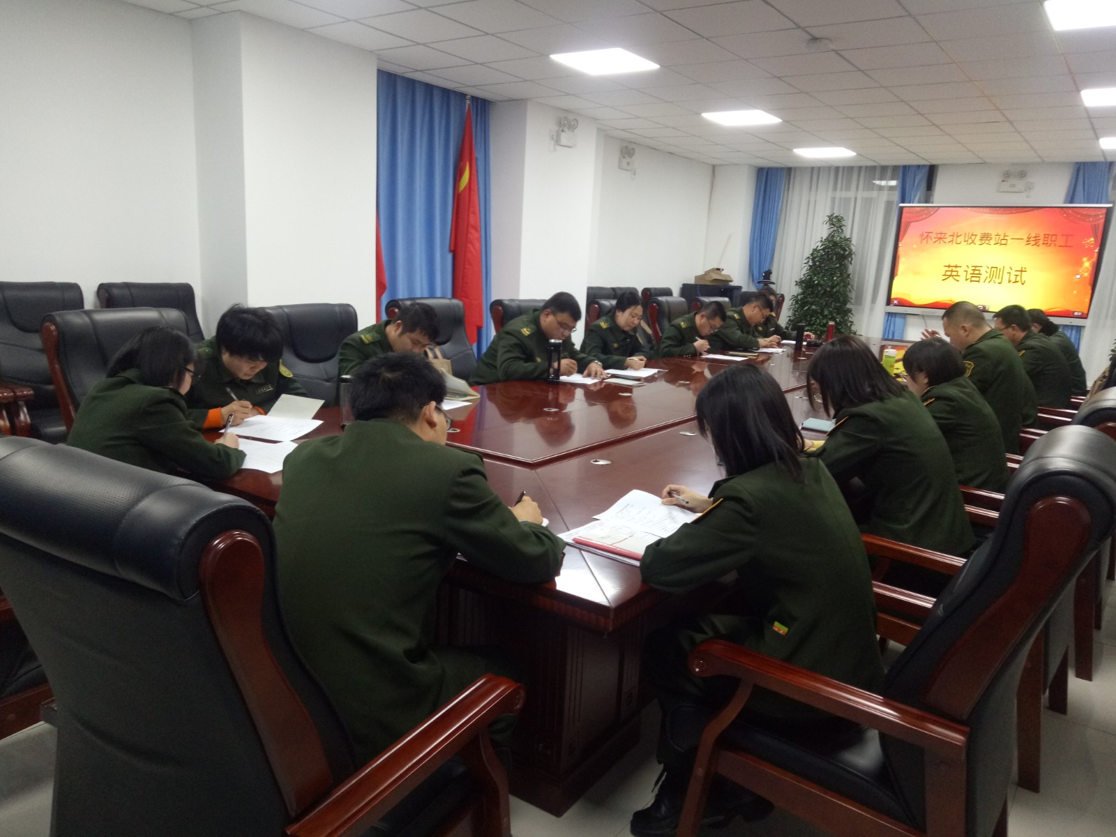 微信图片_20201209222612.jpg