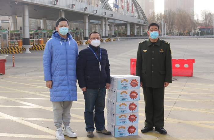 2021年1月12日—石家庄收费站—石药集团捐赠防疫物资