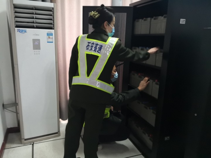 2021-1-28邺城收费站做好疫情防控下的机电自检，作者：曹利静