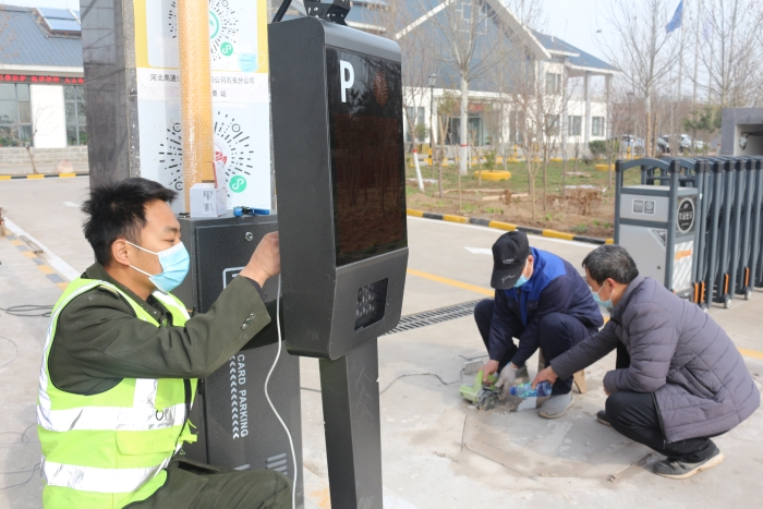 2021-3-10自主安装智能门禁系统 降本增效固安全,作者：张晶玉