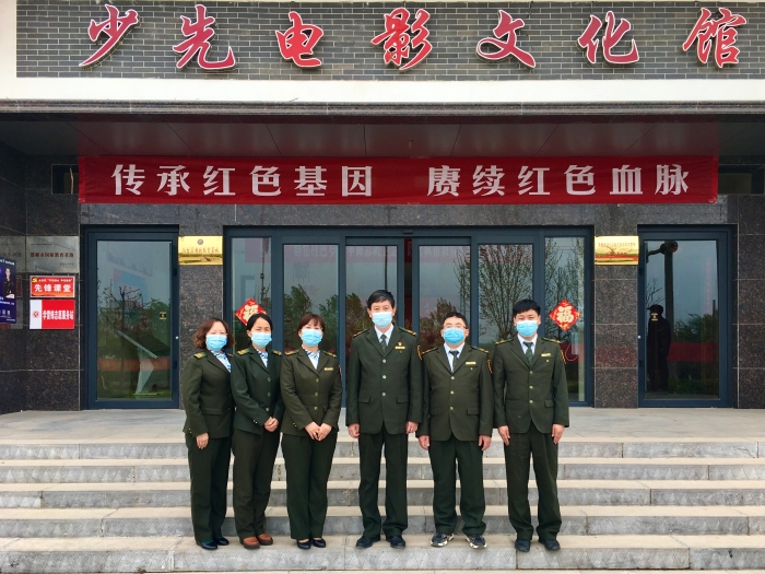 2021.4.2邯郸市少先电影文化馆-永年站开展学党史“清明祭英烈”红色观影活动-永年站 王海茹摄影1 2021.4.2邯郸市少先电影文化馆-永年站开展学党史“清明祭英烈”红色观影活动-永年站 王海茹摄影1