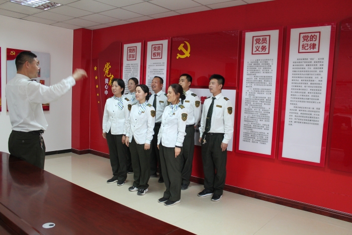 2021-5-12,邢台北收费站党支部开展“唱红歌、颂党恩”活动,作者:梁娜 2021-5-12,邢台北收费站党支部开展“唱红歌、颂党恩”活动,作者:梁娜