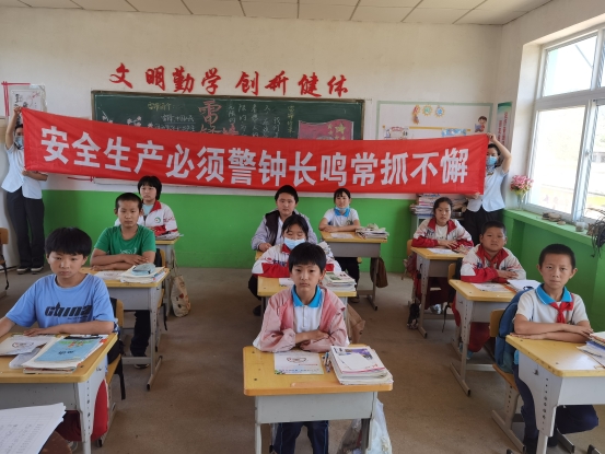 抚宁北收费站：安全宣讲进校园3