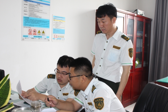 邺城站、河沙镇站两站职工学习交流,摄影杨利芳 邺城站、河沙镇站两站职工学习交流,摄影杨利芳