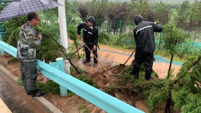 2021-7-23发挥基层党组织战斗堡垒作用，在防汛大考中勇于担当,作者：李杨