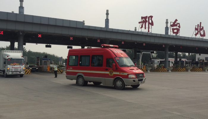 2021-8-4，邢台北站做好援豫抗洪抢险救灾车辆服务保畅工作，作者：李墨涵