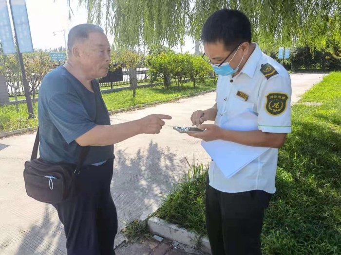 C:\Users\郭立坤\Desktop\大广分公司霸州站耐心指路献爱心%20暖心服务助司乘