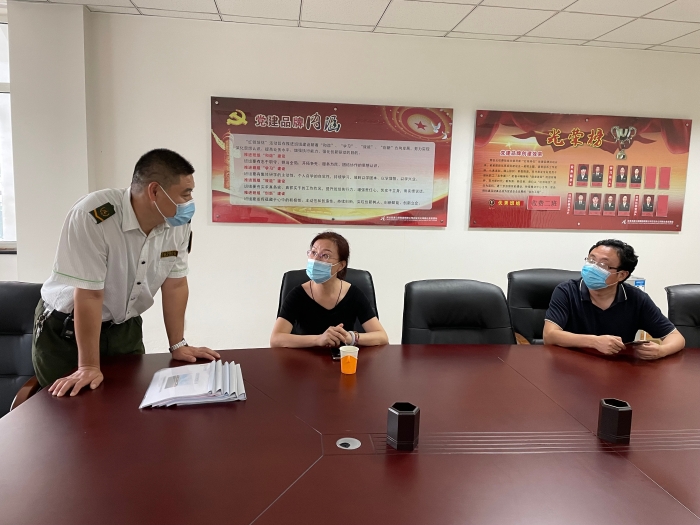 2021-8-26，邢台管理所到邢台北站督导检查疫情防控工作，作者：李墨涵