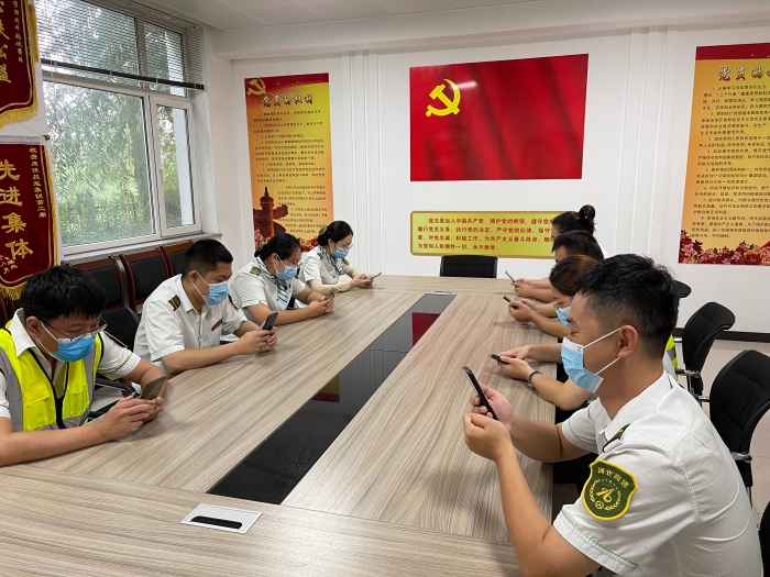 C:\Users\郭立坤\Desktop\大广分公司固安温泉园站组织开展法律知识竞赛活动