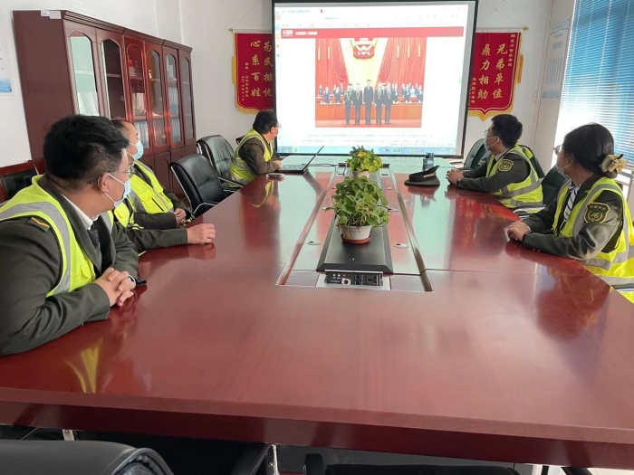 冀州西收费站学习先进事迹 激发干事活力
