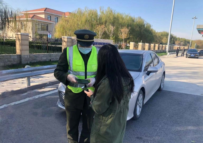 衡水西站宣传反诈知识 筑牢司乘防范意识