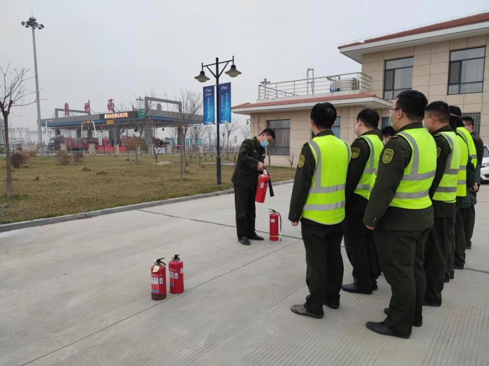 冀州西收费站：组织开展冬季消防安全演练，筑牢安全“防火墙”1
