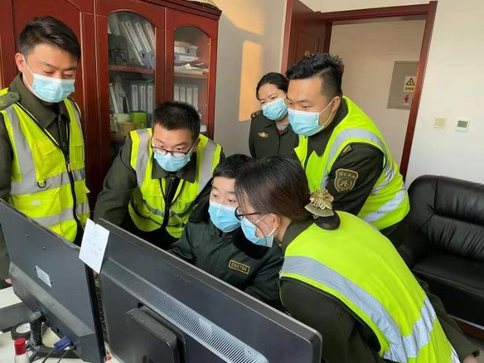 冀州西收费站多措并举促进职工业务能力再提升0