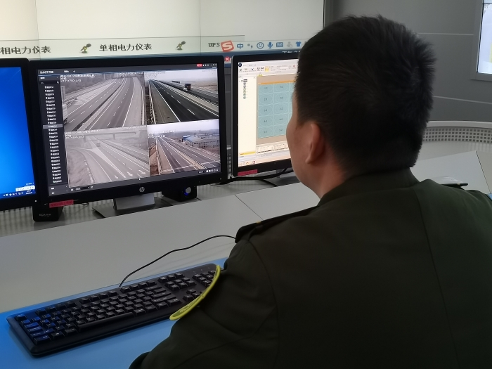 机电管理中心继续强化道路监控系统设备巡查