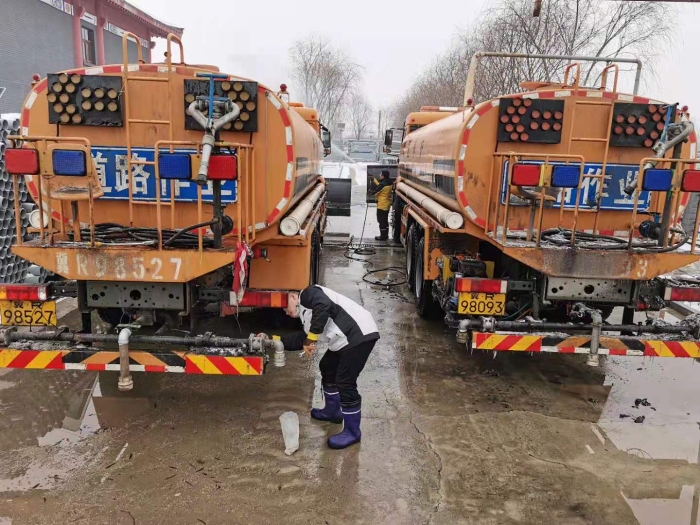 维护保养除雪设备