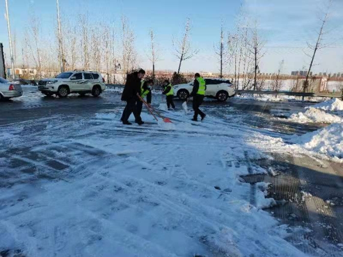 大广分公司任丘北站：迎战风雪 为民解忧 我们一直都在1