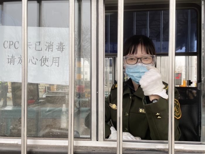 2022-3-8，邢台北站扎实做好疫情形势下的各项工作，作者：李墨涵 (1)