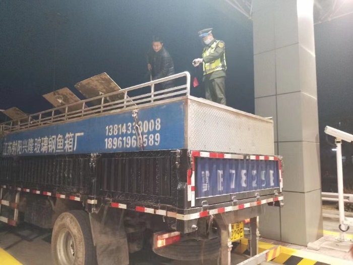 大麻森收费站开启3•15“打假”行动2