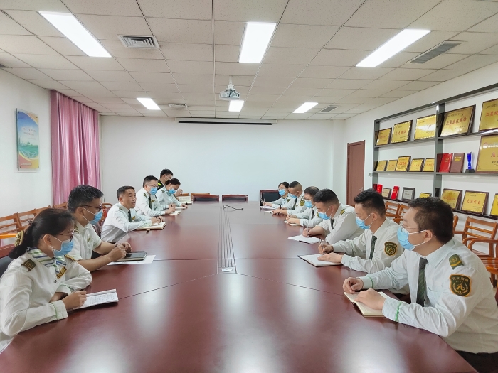 4月29日上午，沙河站召开“五一”假期安全保畅部署会　摄像：王蒙蒙
