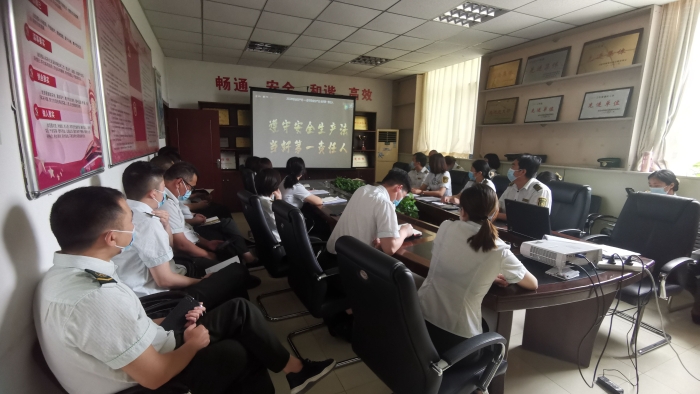 警示教育片.JPG
