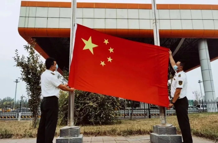 C:\Users\gyz\Pictures\微信图片_20221008182557