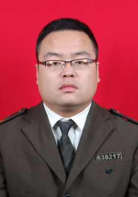 赵欣