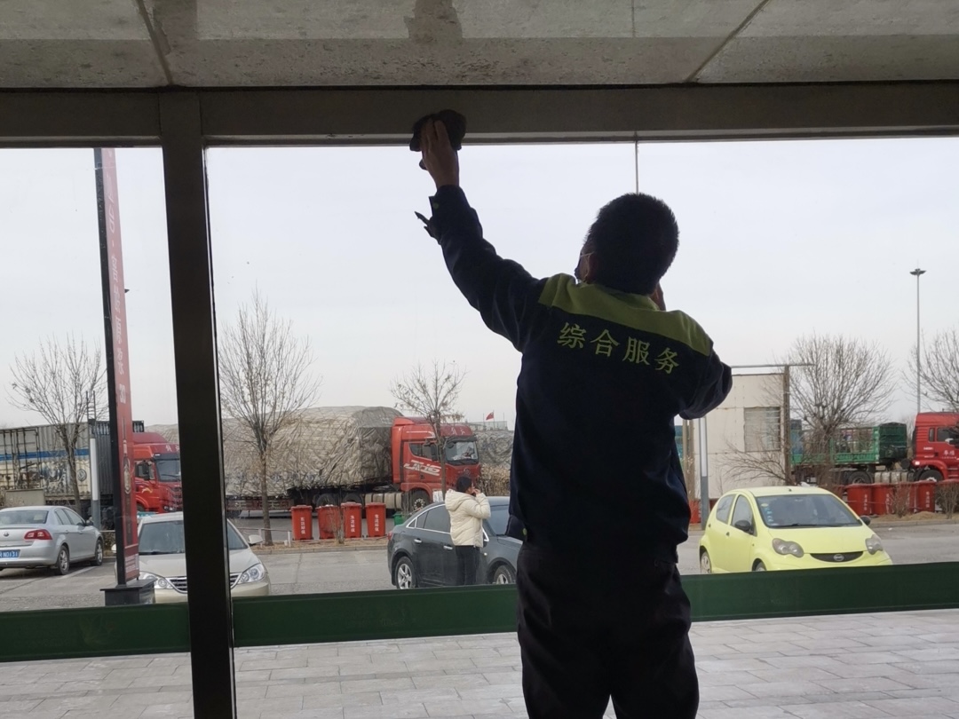 传媒网 河北沧州：黄骅港首条外贸集装箱航线开航