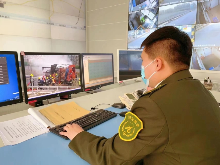 690d7441b2aba70ffefa7c902b5960f