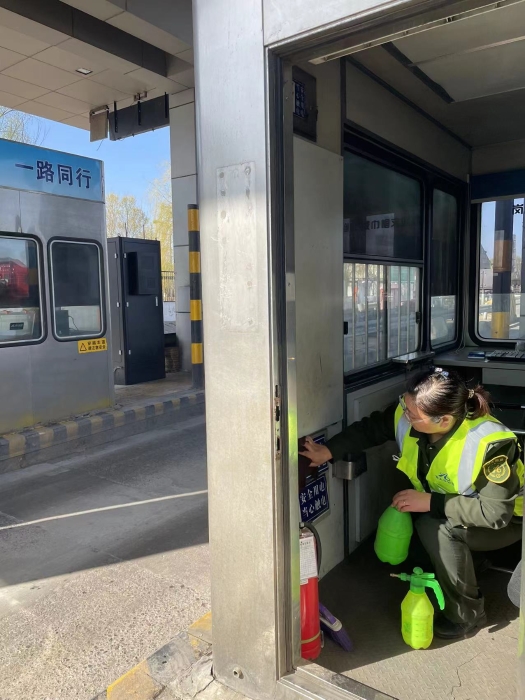 mmexport1682151012400 mmexport1682151012400