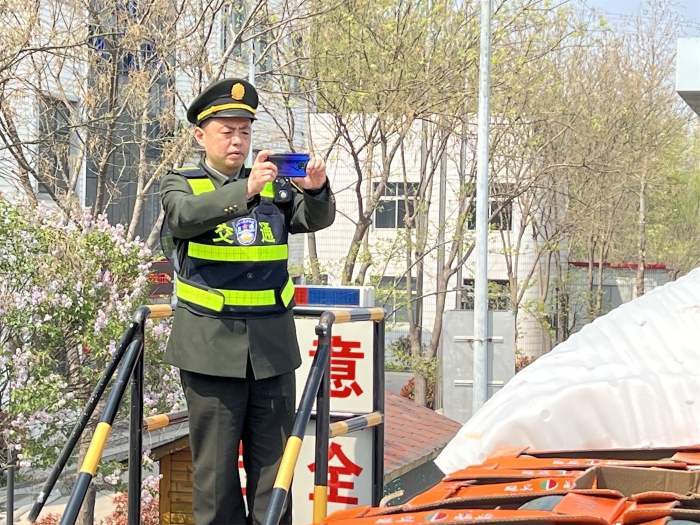 籍云鹏 (2)