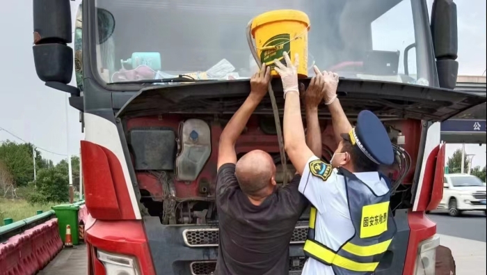 592f316a6de3c48dd8d564feea6fe12