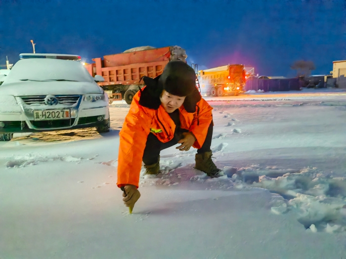 测量降雪厚度