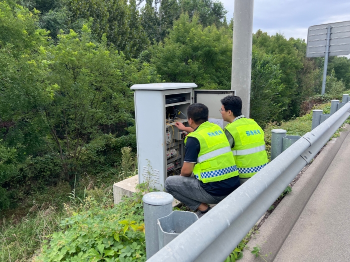 688e4422631aab405e815062de5013a