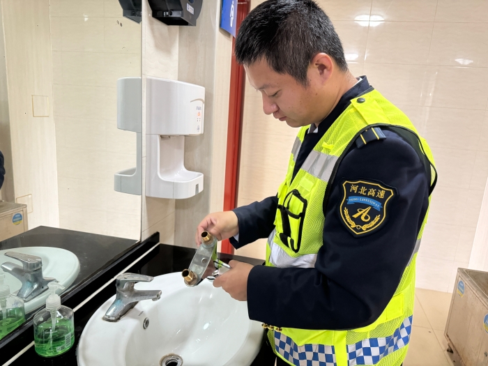 85e0242021b5afe2d457f09960783f6