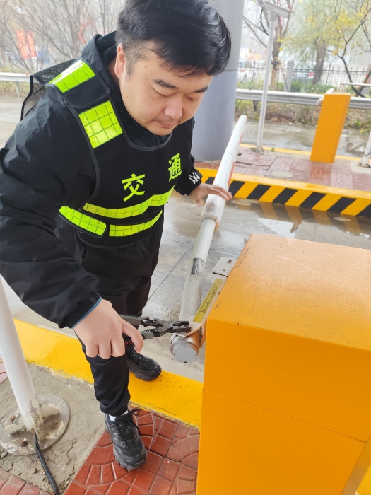 栏杆维修