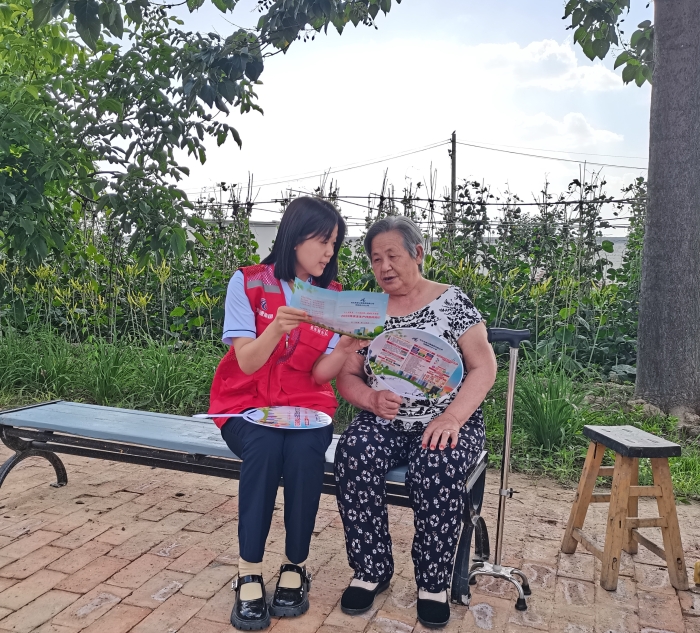 冀州西收费站走进养老院向老人宣讲安全常识