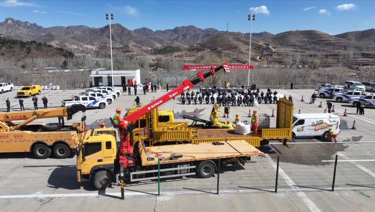 集团公司自主救援现场观摩会在荣乌分公司举办