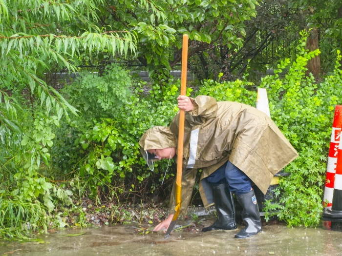 固安雨中隐患大排查