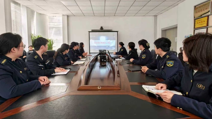 b45dc793cc842d5bb356f1f1e3a1ad23