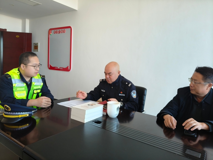 ec174415939e5b7e286acca00f8788dd