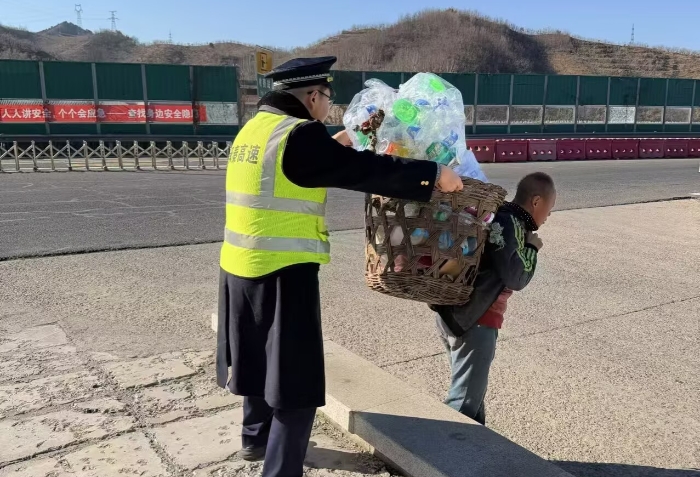 000000000000000000000000000000000000 000000000000000000000000000000000000