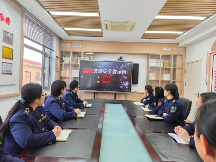 53564221c57d2f4e1e289472119052c