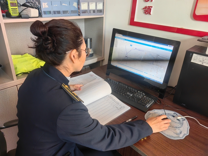 fefdd15f1b5a394bebae529e412ee0f4