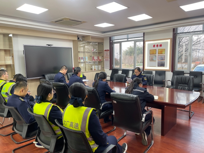 65AB1AF8E0F224CFCB971A24F0622F8B