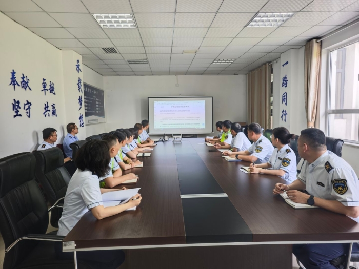 廊坊分公司燕郊西收费站开展专题廉洁警示教育 筑牢拒腐防变思想防线