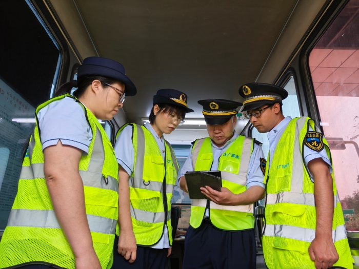 大广分公司桃城收费站：开展端午节前安全隐患大排查 筑牢假期安全防线