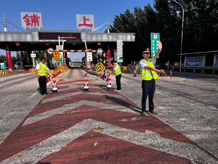 铺上收费站开展班组安全练兵暨岗位技能提升活动 夯实安全作业根基